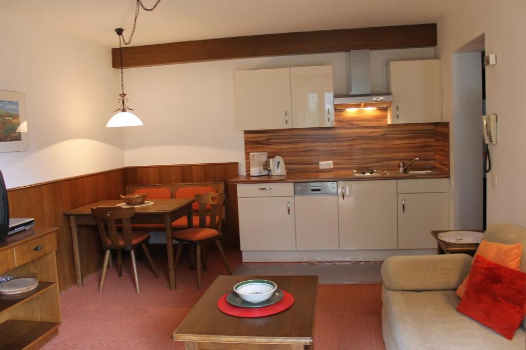 Apphaus Sonne Appartement Heiligenblut Kamer foto
